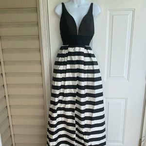 Fashionova Dress NWT small maxi
